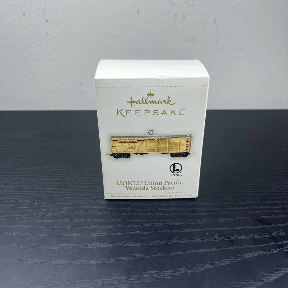 Hallmark Keepsake 2009 Lionel Union Pacific Veranda Stockcar Ornament Die-Cast